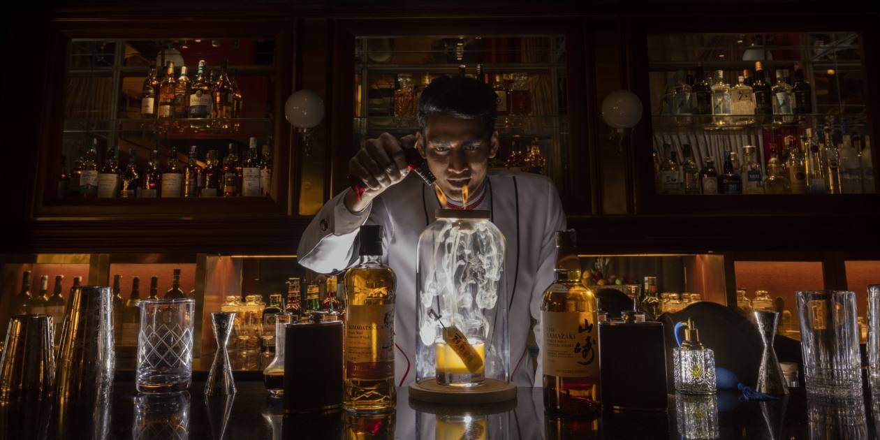 Secret sips in India's vibrant speakeasy bars